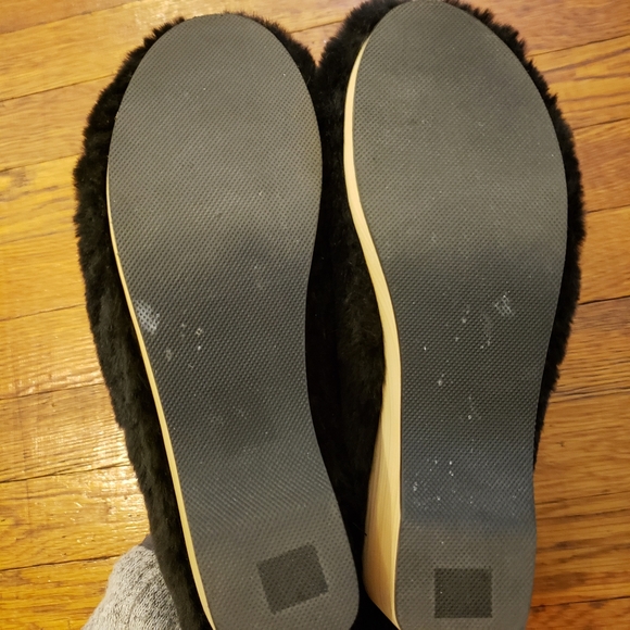 Kelsi Dagger Joval Faux fur clogs - Picture 6 of 6